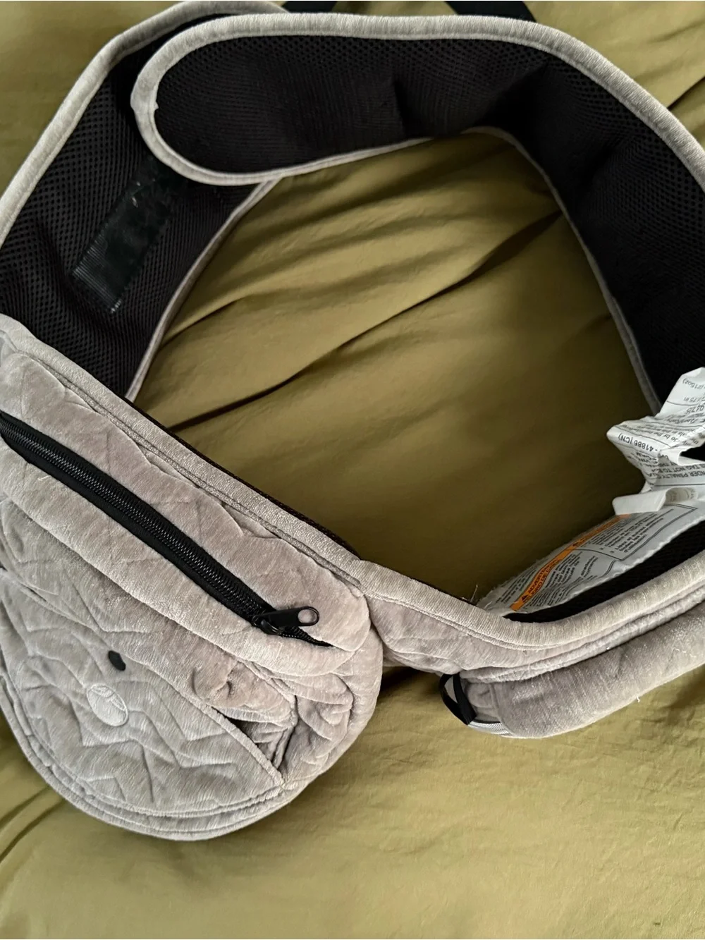 Tushbaby Hip Seat Carrier – Velvet Taupe/Beige – Excellent Condition